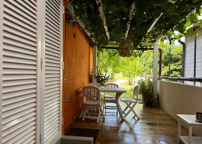 Feriehus Casa Del Pozzo - *